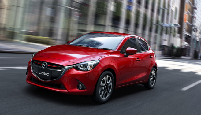 Which cars are chosen by students for traveling?